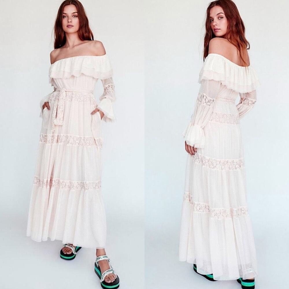 Free People x We Are HAH Maxi Dress Dylan’s Debut Lace Long Sleeve Belted M / L